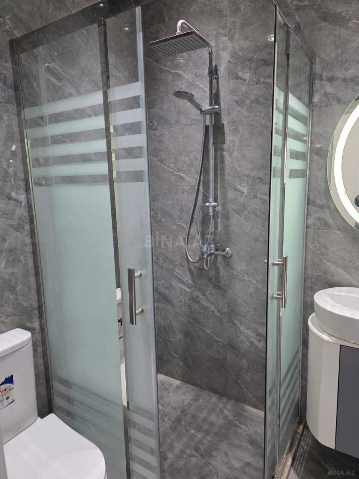 Kirayə verilir 2 otaqlı mənzil 60 m²