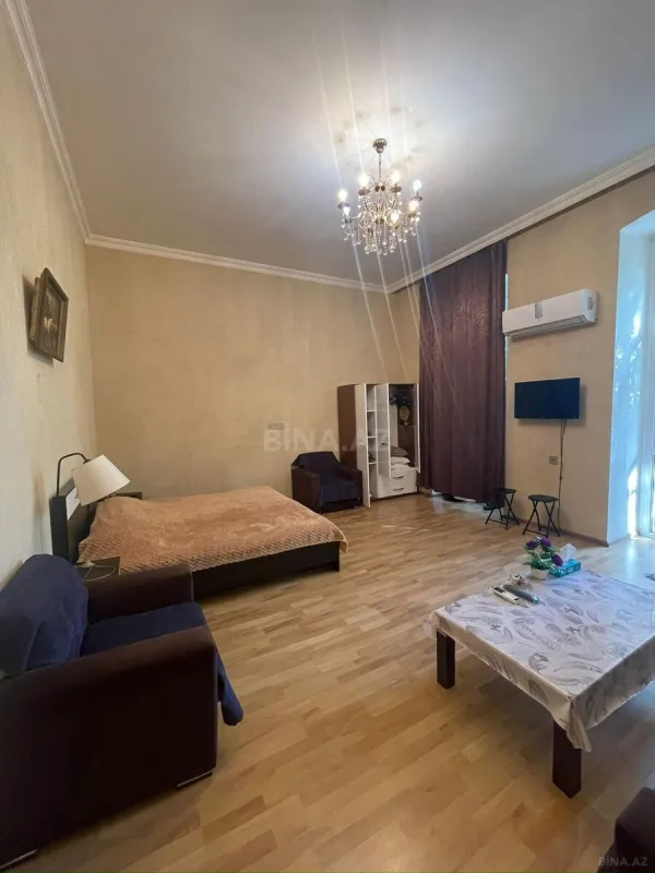 Kirayə verilir 2 otaqlı mənzil 65 m²