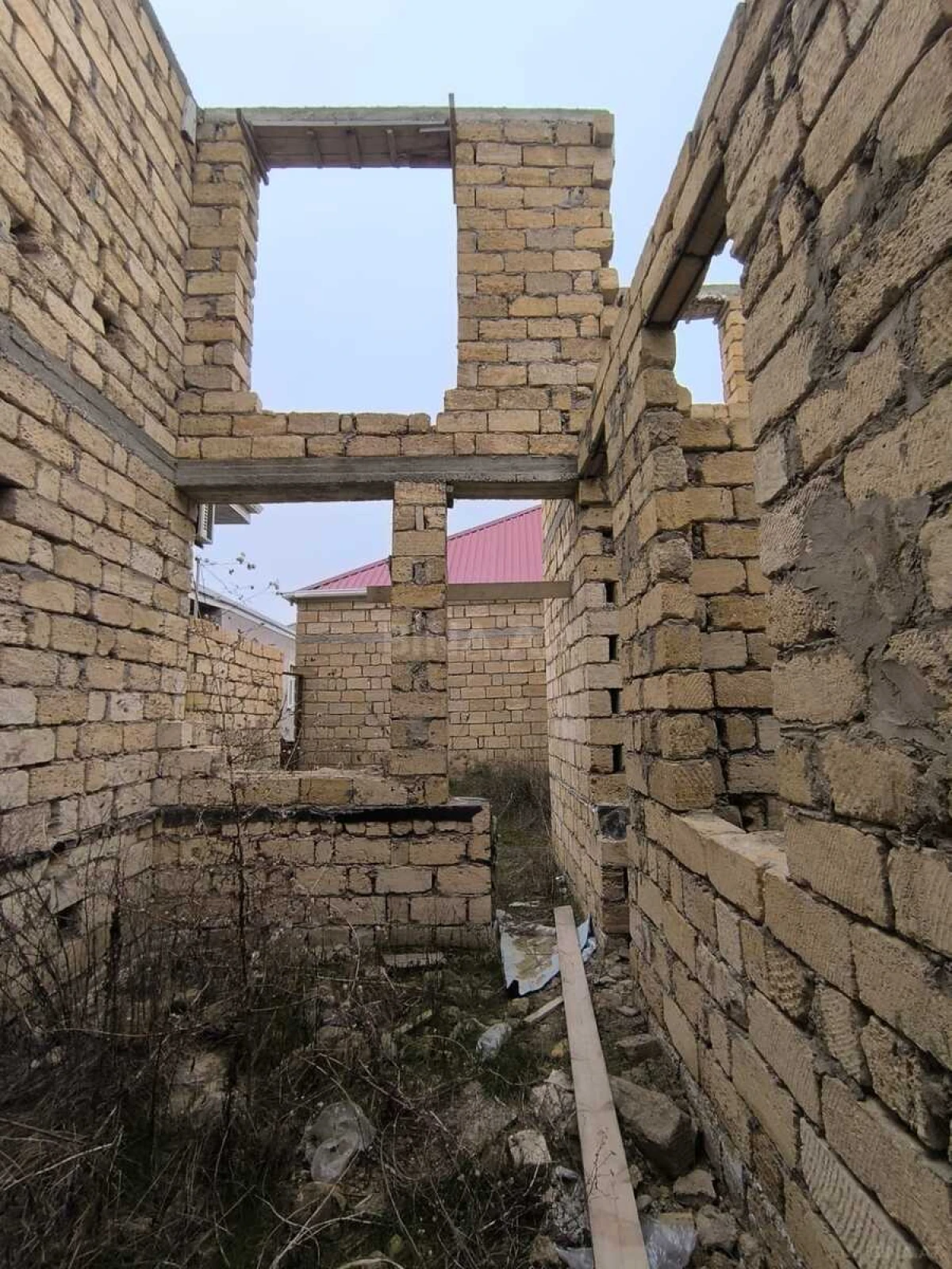 Satılır 4 otaqlı həyət evi 140 m²