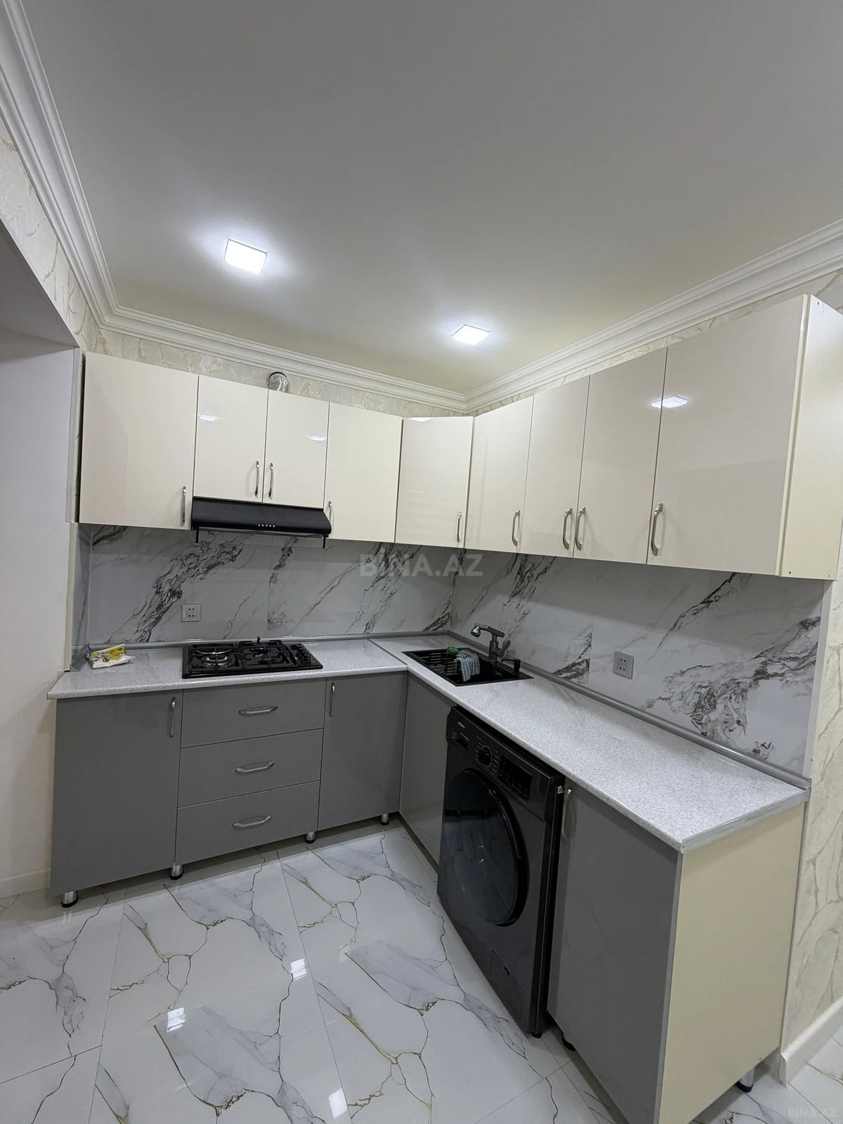 Kirayə verilir 3 otaqlı mənzil 85 m²
