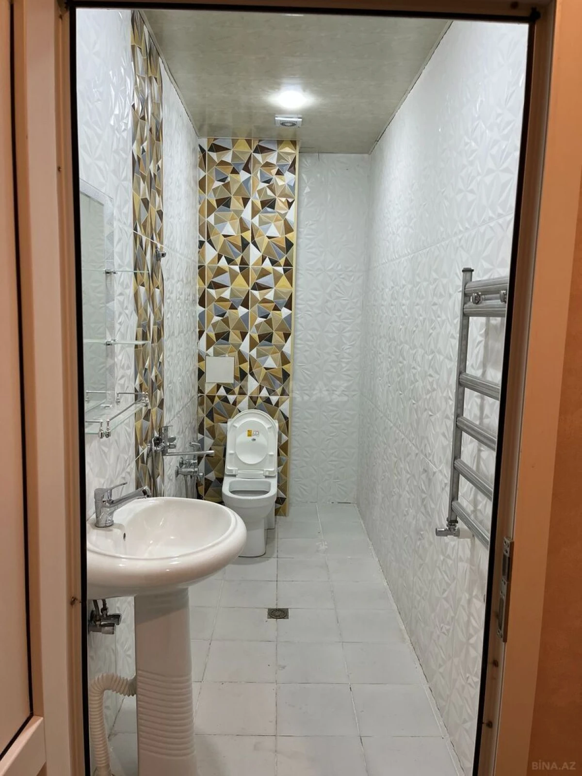 Kirayə verilir 3 otaqlı mənzil 100 m²