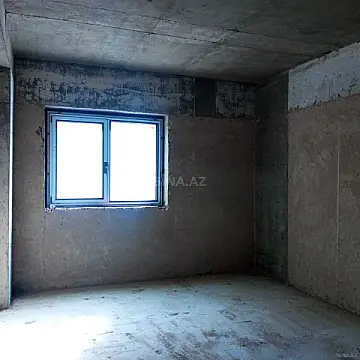 Satılır 3 otaqlı mənzil 195 m²