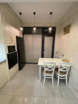 Satılır 3 otaqlı mənzil 90 m²
