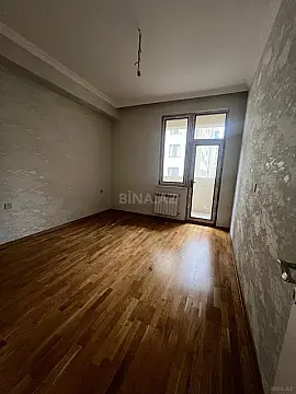 Satılır 3 otaqlı mənzil 110 m²