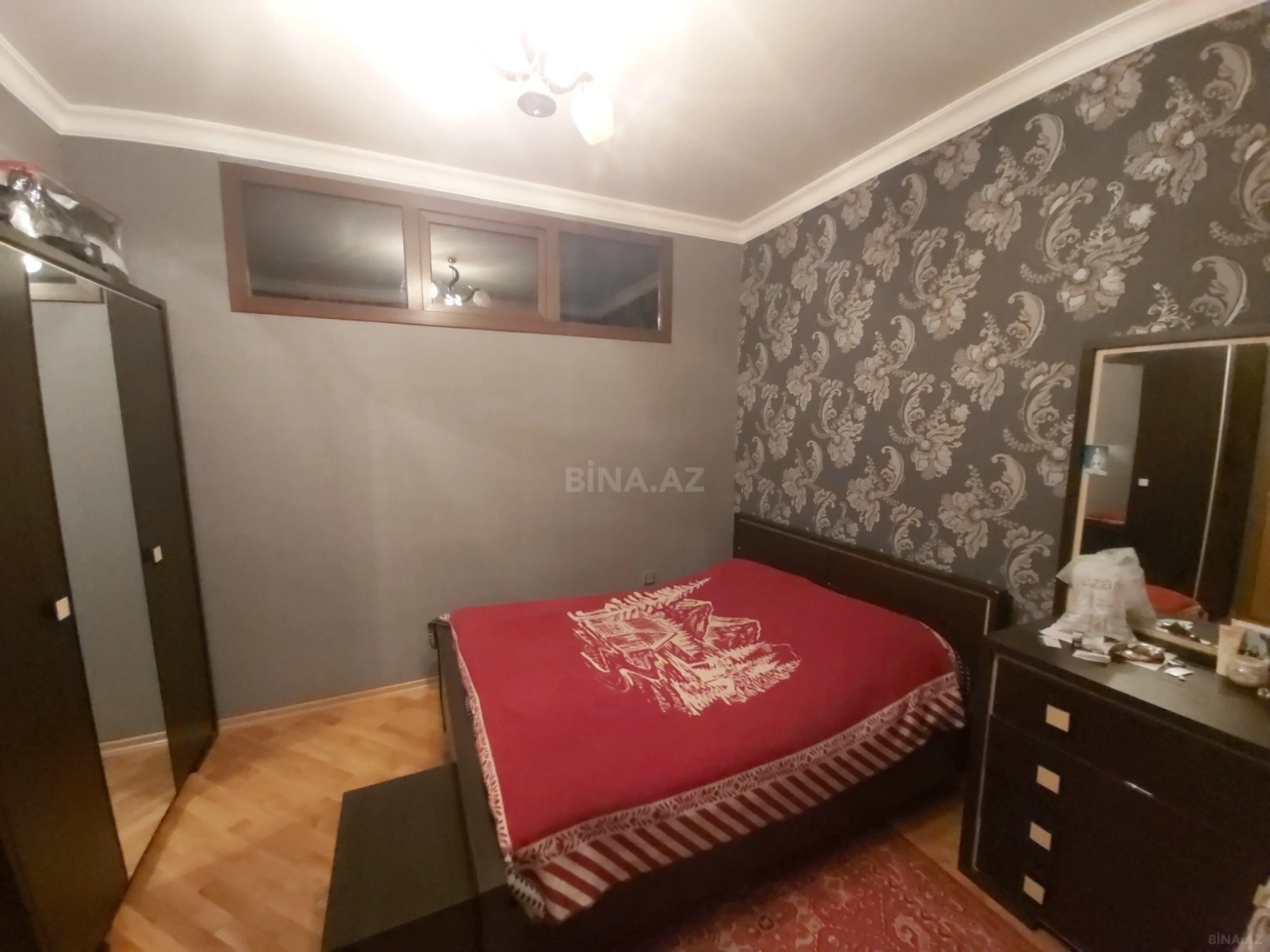 Satılır 3 otaqlı mənzil 80 m²