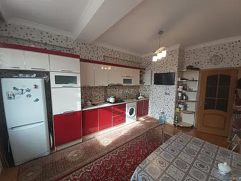 Satılır 3 otaqlı mənzil 80 m²