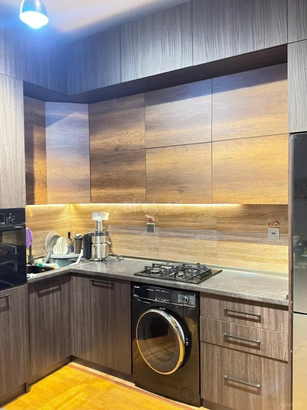 Satılır 2 otaqlı mənzil 68 m²