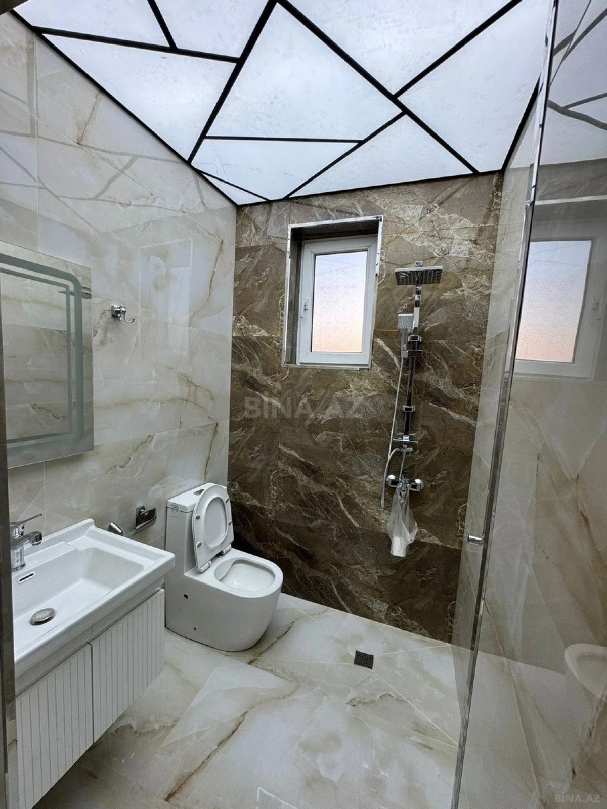 Satılır 2 otaqlı mənzil 38 m²