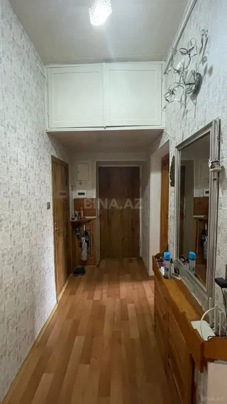 Satılır 3 otaqlı mənzil 70 m²