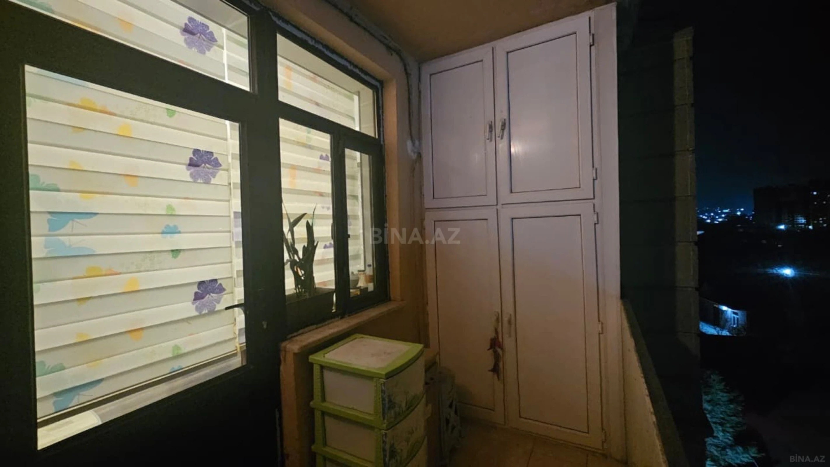 Satılır 2 otaqlı mənzil 100 m²