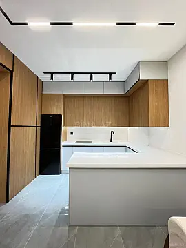 Satılır 2 otaqlı mənzil 68 m²