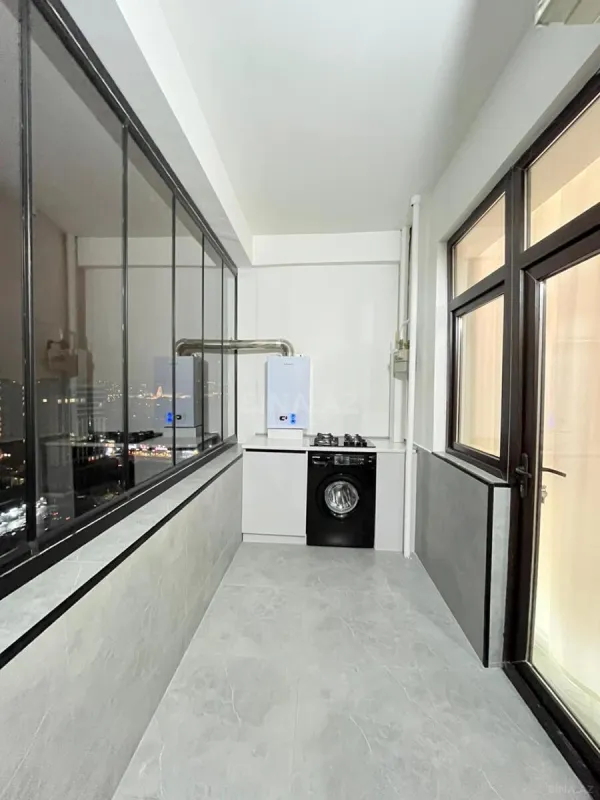 Satılır 2 otaqlı mənzil 68 m²