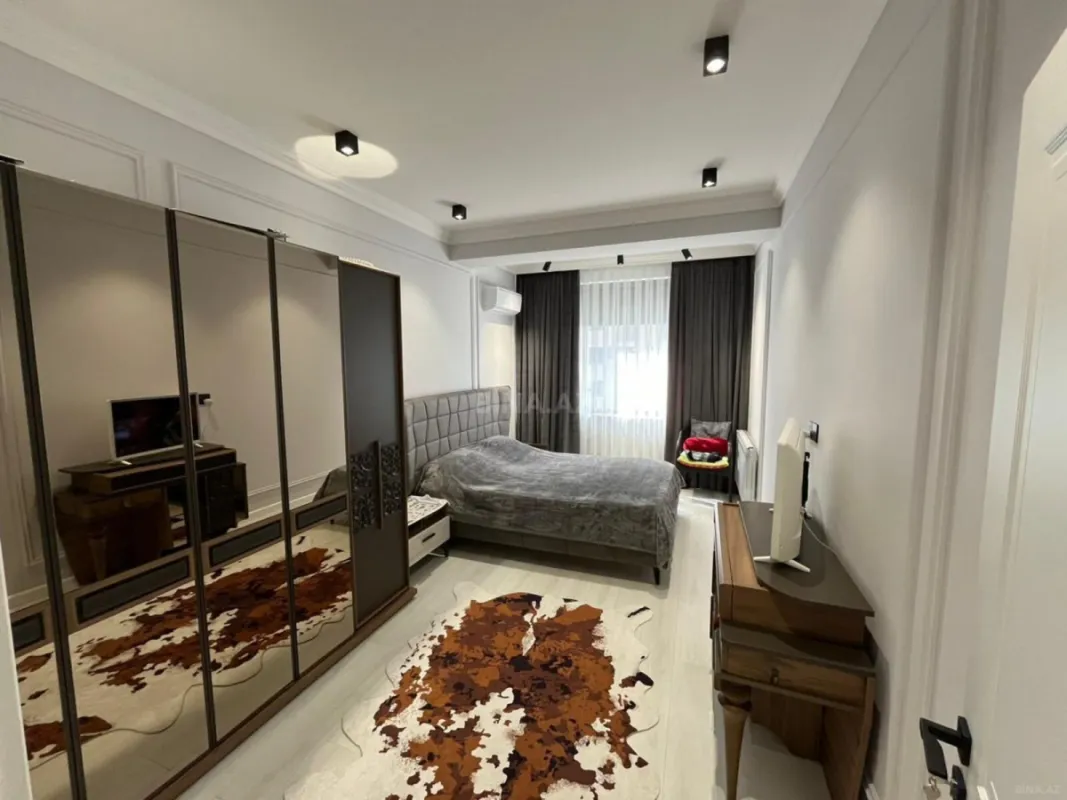 Kirayə verilir 3 otaqlı mənzil 120 m²