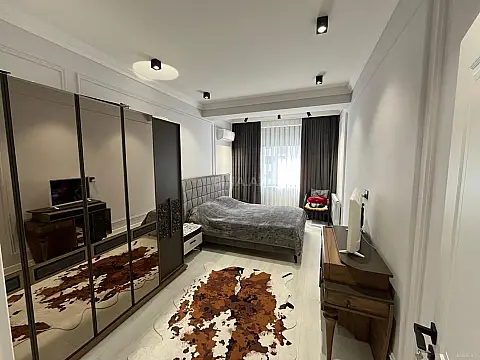 Kirayə verilir 3 otaqlı mənzil 120 m²