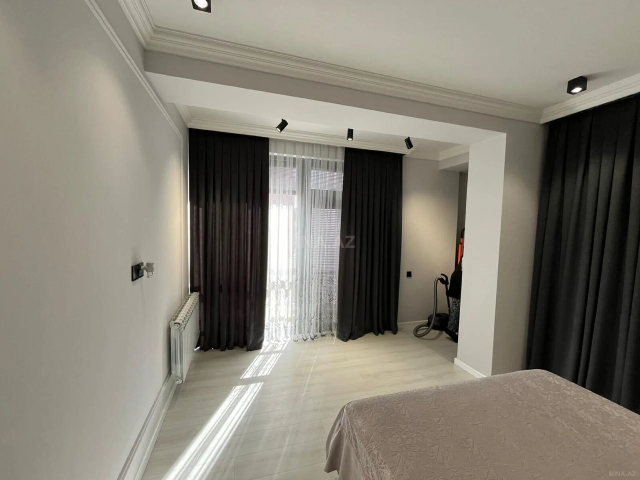 Kirayə verilir 3 otaqlı mənzil 120 m²