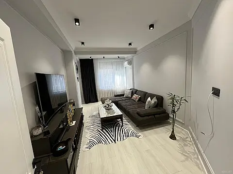 Kirayə verilir 3 otaqlı mənzil 120 m²