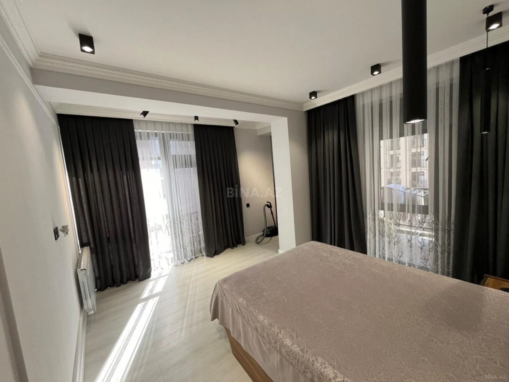 Kirayə verilir 3 otaqlı mənzil 120 m²
