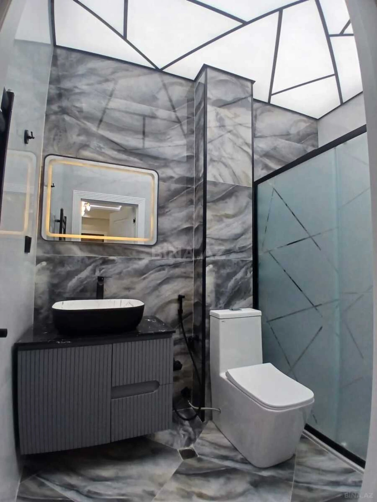 Satılır 3 otaqlı mənzil 90 m²