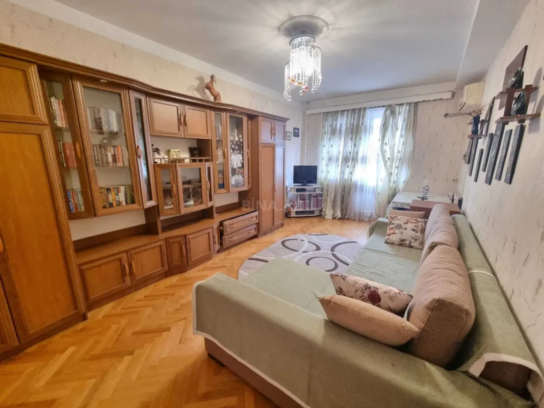 Satılır 2 otaqlı mənzil 58 m²