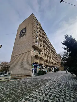 Satılır 2 otaqlı mənzil 58 m²