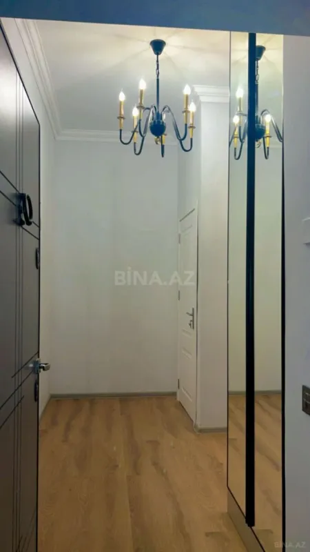 Kirayə verilir 2 otaqlı mənzil 60 m²