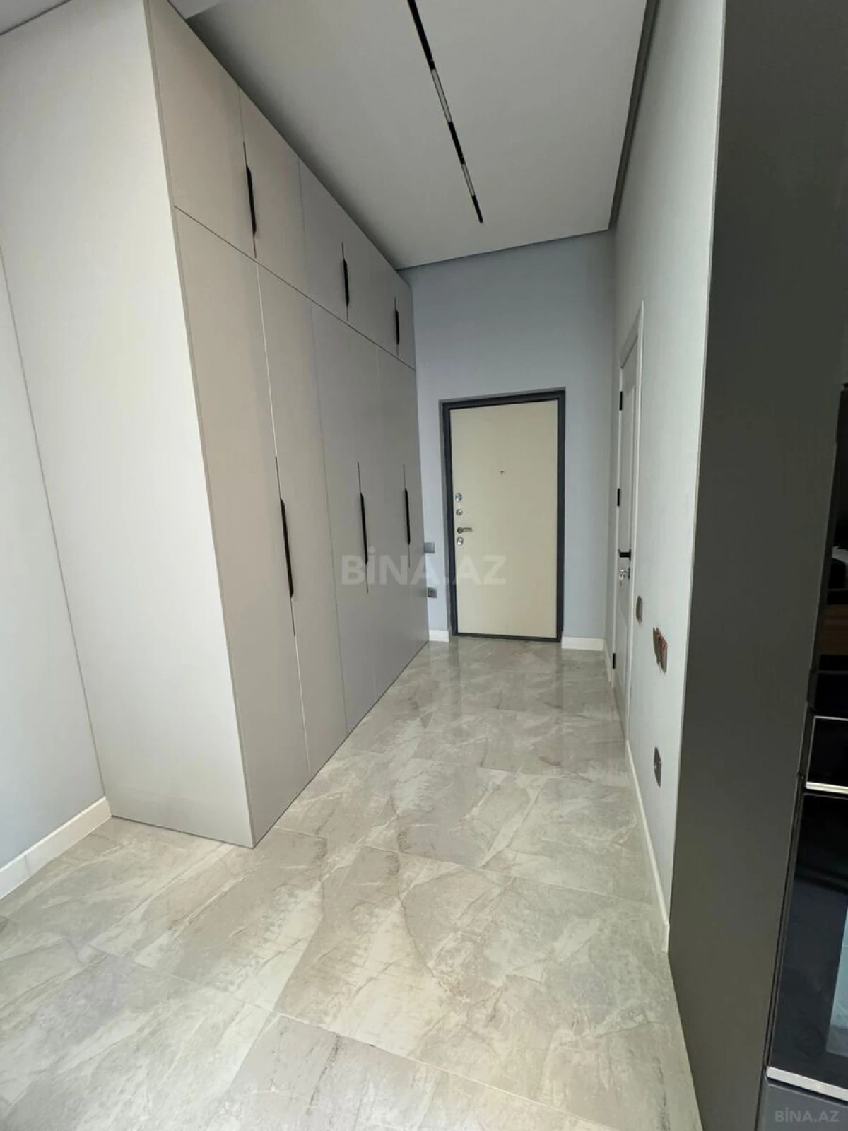 Kirayə verilir 1 otaqlı mənzil 60 m²
