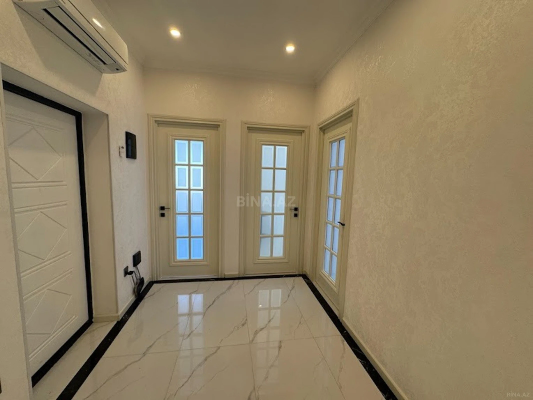 Kirayə verilir 3 otaqlı mənzil 95 m²