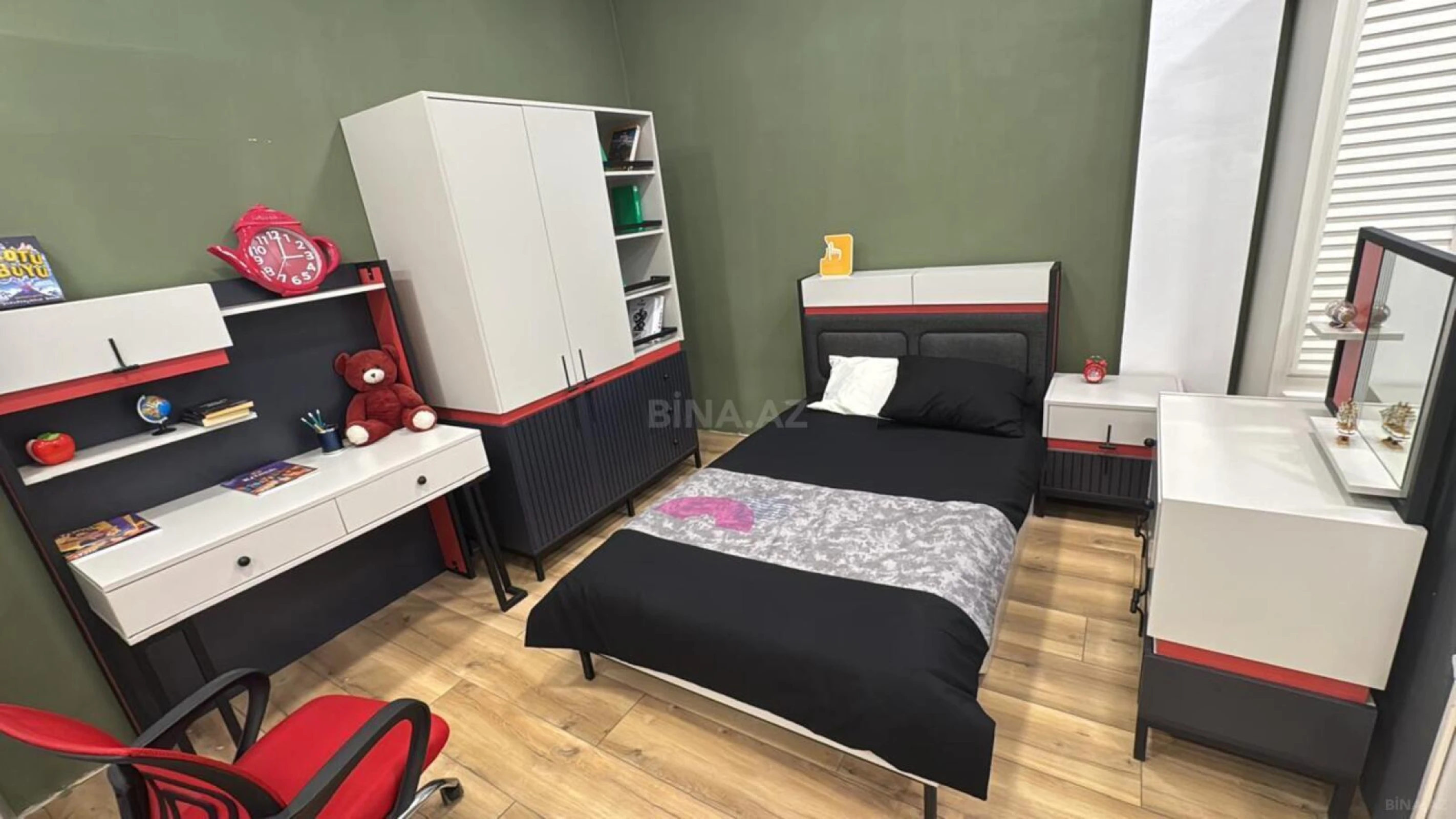 Kirayə verilir 3 otaqlı mənzil 95 m²