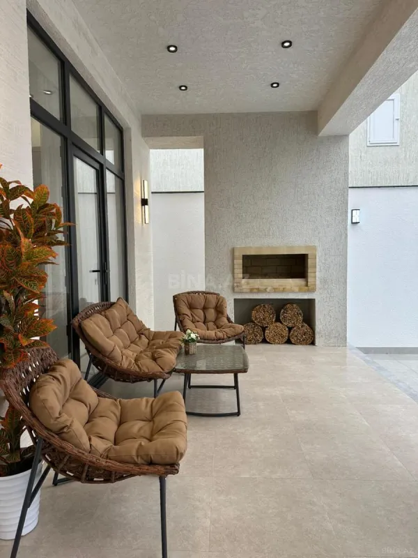Satılır 4 otaqlı həyət evi 180 m²
