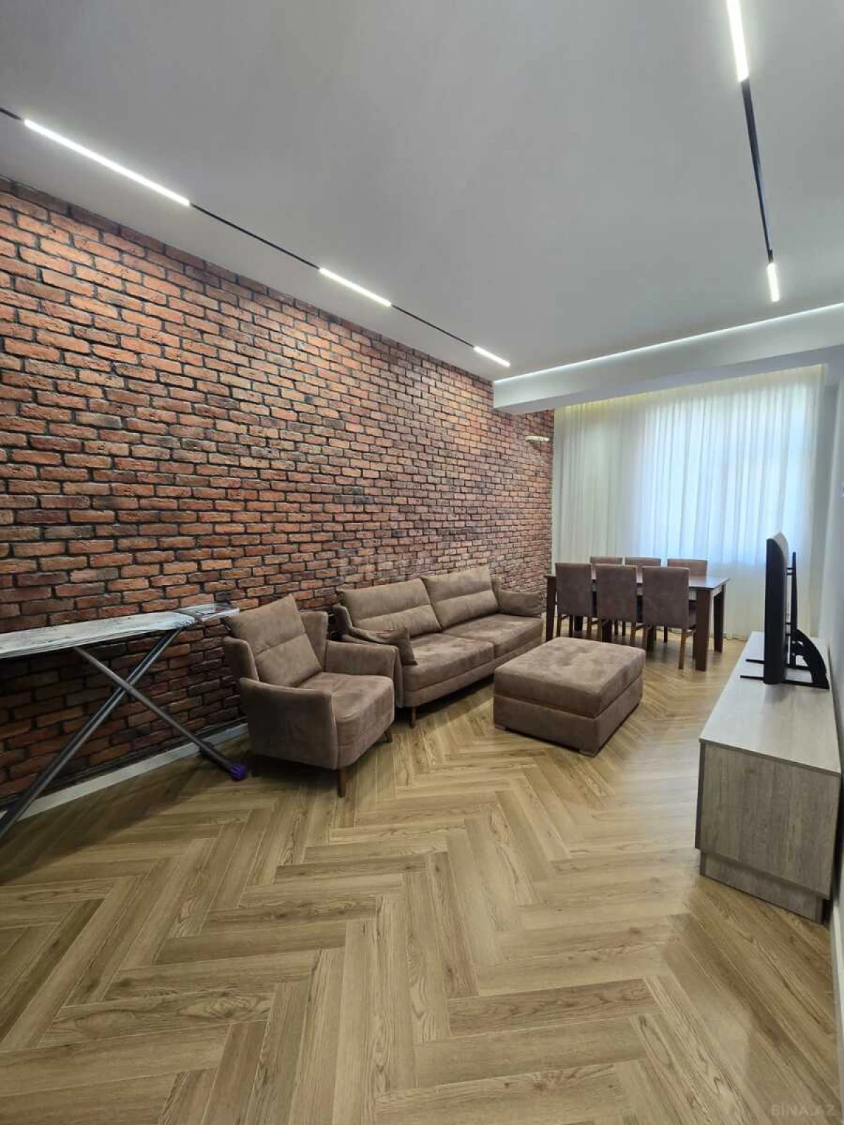 Kirayə verilir 2 otaqlı mənzil 65 m²