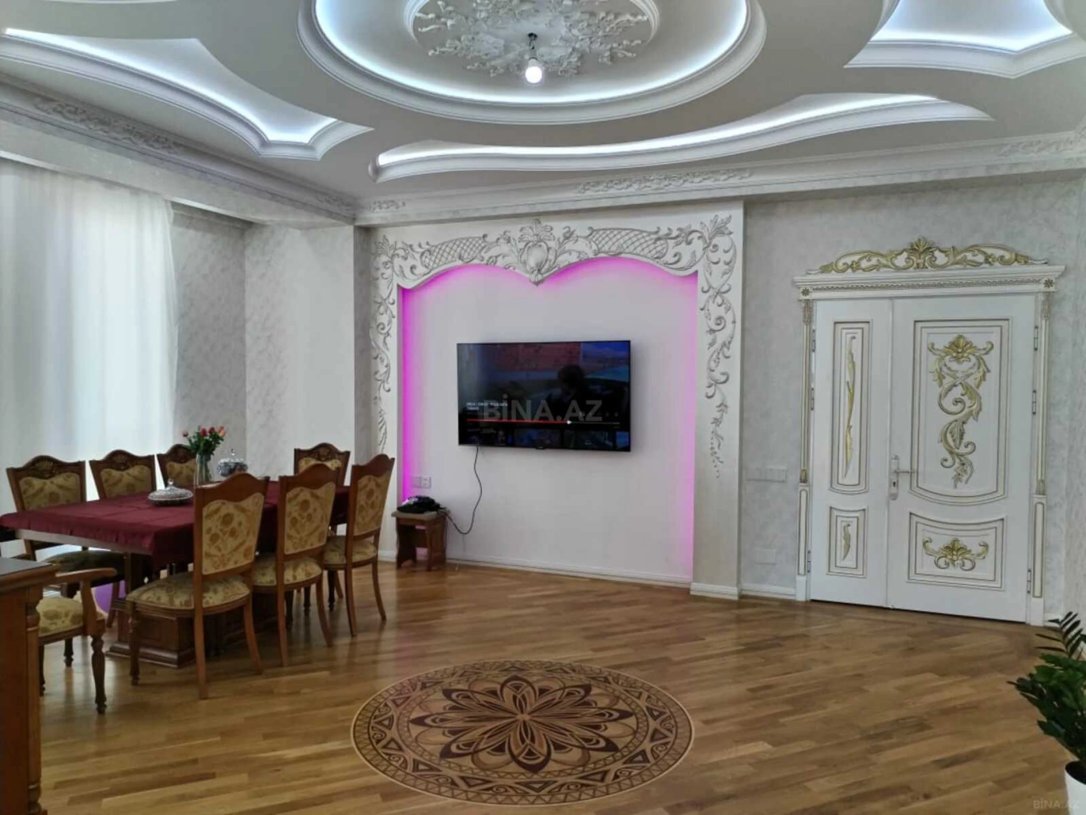 Satılır 3 otaqlı mənzil 142 m²
