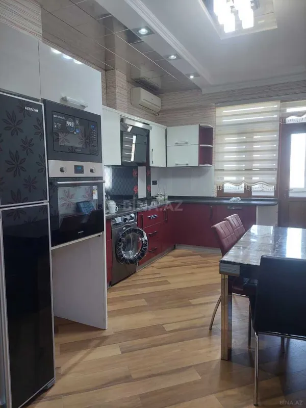 Kirayə verilir 2 otaqlı mənzil 100 m²