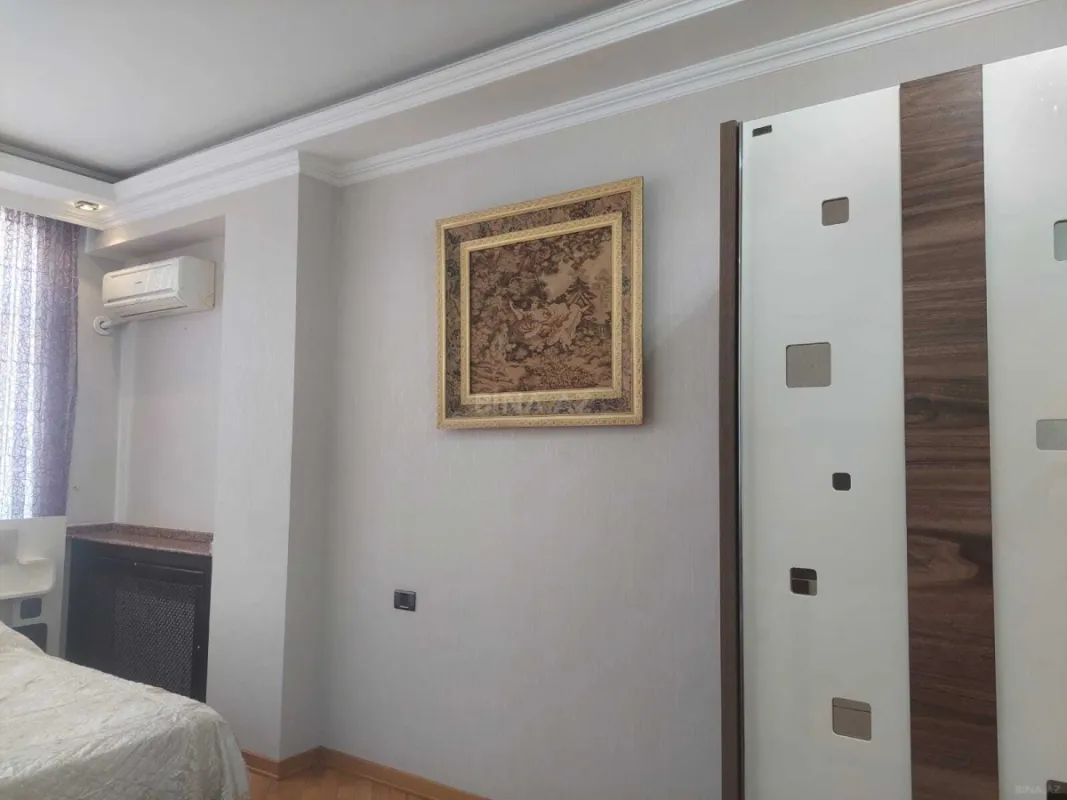 Kirayə verilir 2 otaqlı mənzil 100 m²