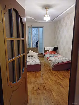 Kirayə verilir 4 otaqlı mənzil 120 m²