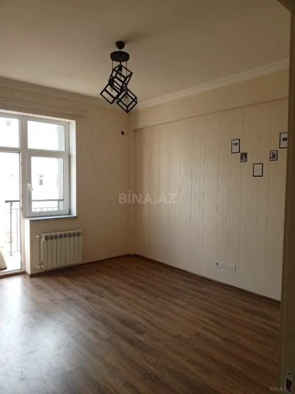 Satılır 2 otaqlı mənzil 58 m²