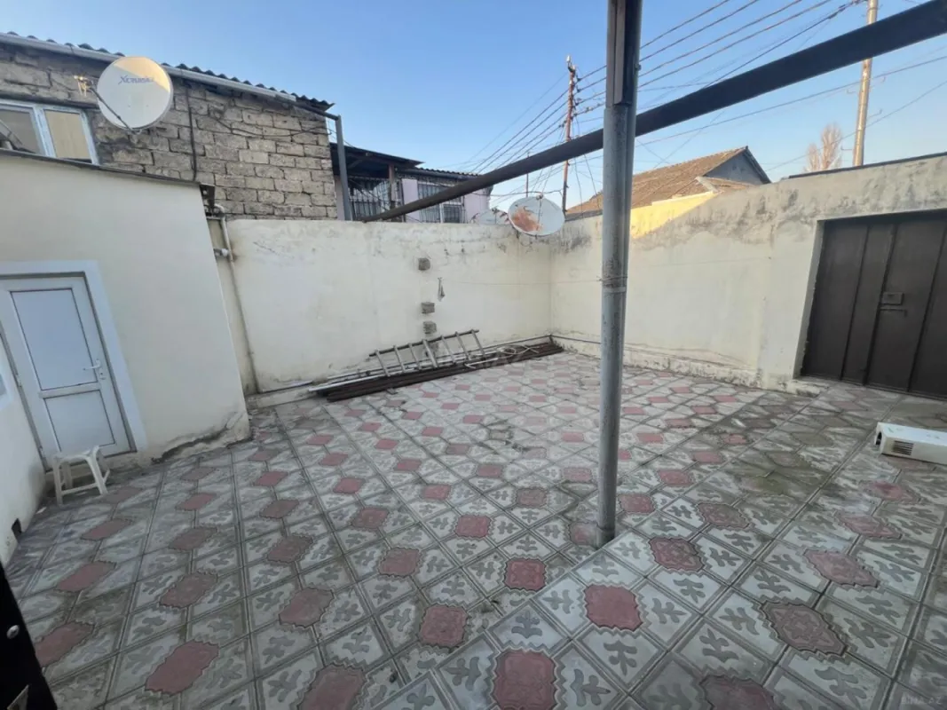 Satılır 3 otaqlı həyət evi 100 m²