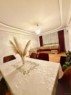 Satılır 2 otaqlı mənzil 102 m²