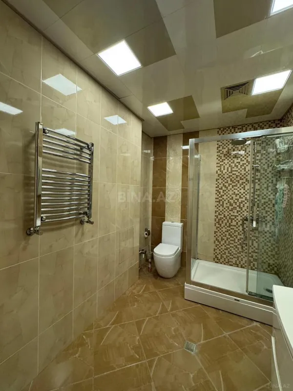 Satılır 3 otaqlı mənzil 140 m²