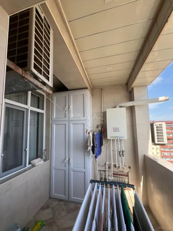 Satılır 3 otaqlı mənzil 140 m²