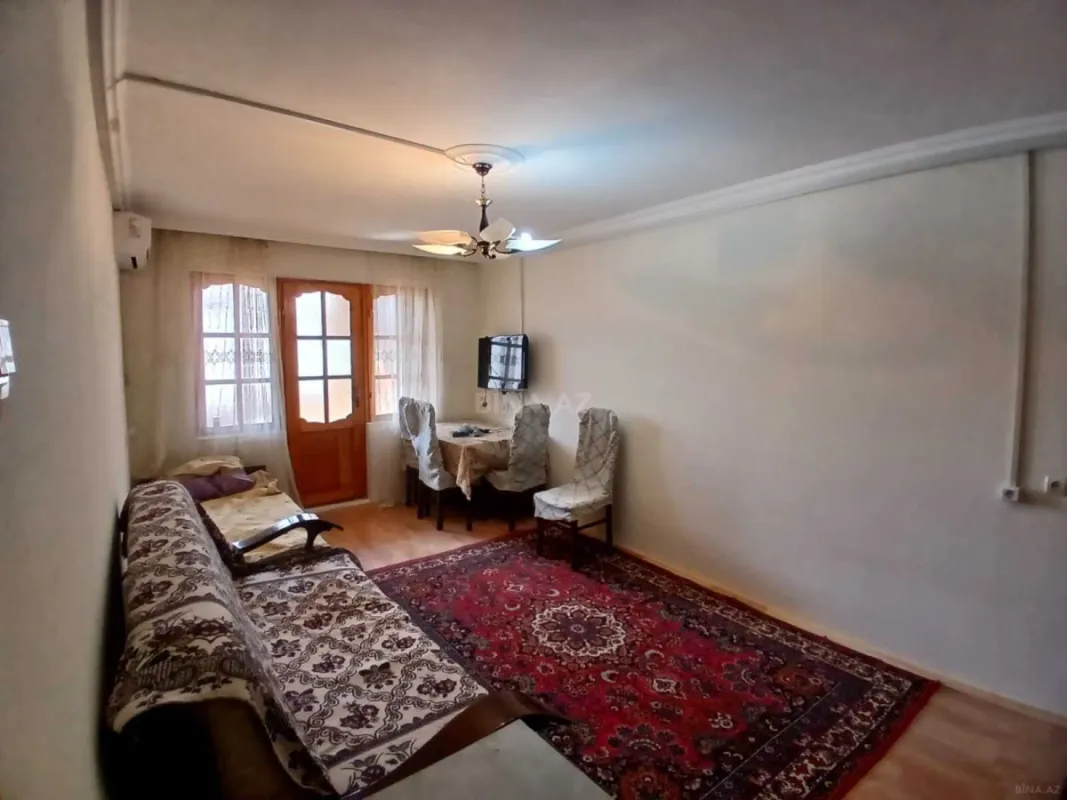 Kirayə verilir 2 otaqlı mənzil 40 m²