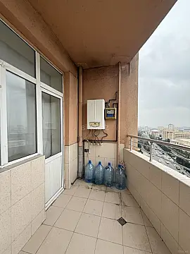 Kirayə verilir 2 otaqlı mənzil 75 m²