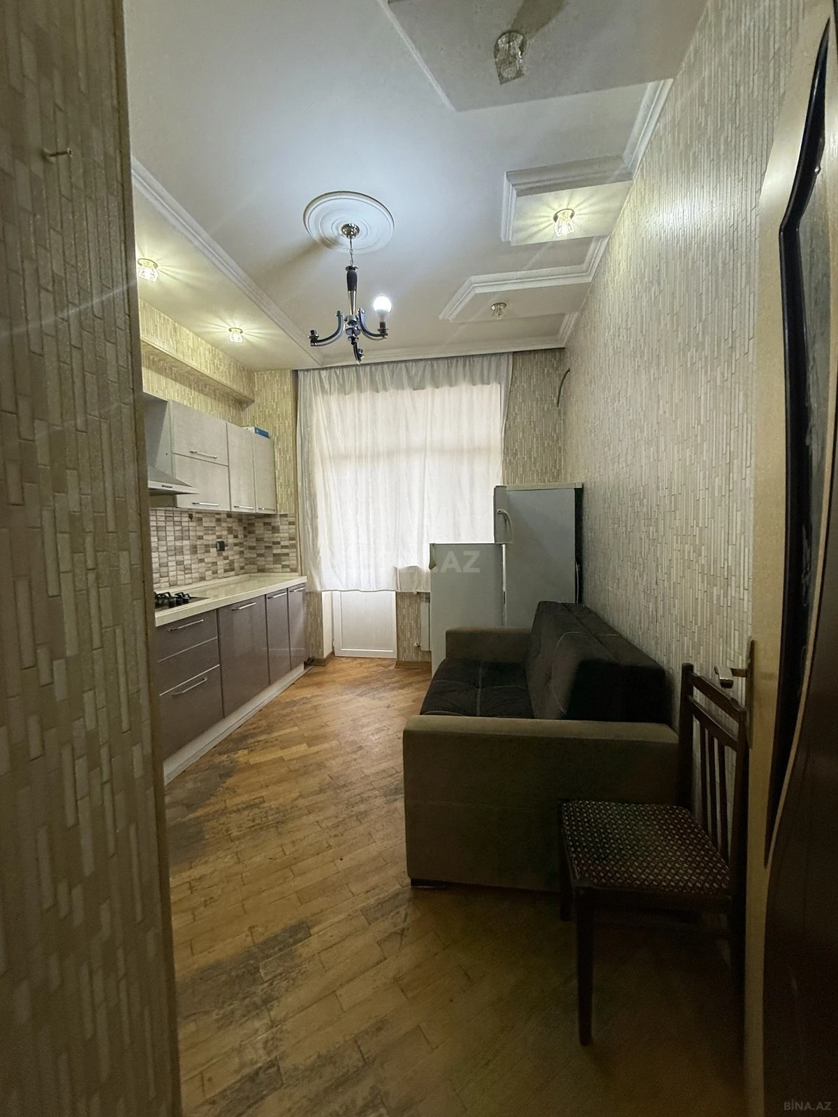 Kirayə verilir 2 otaqlı mənzil 75 m²