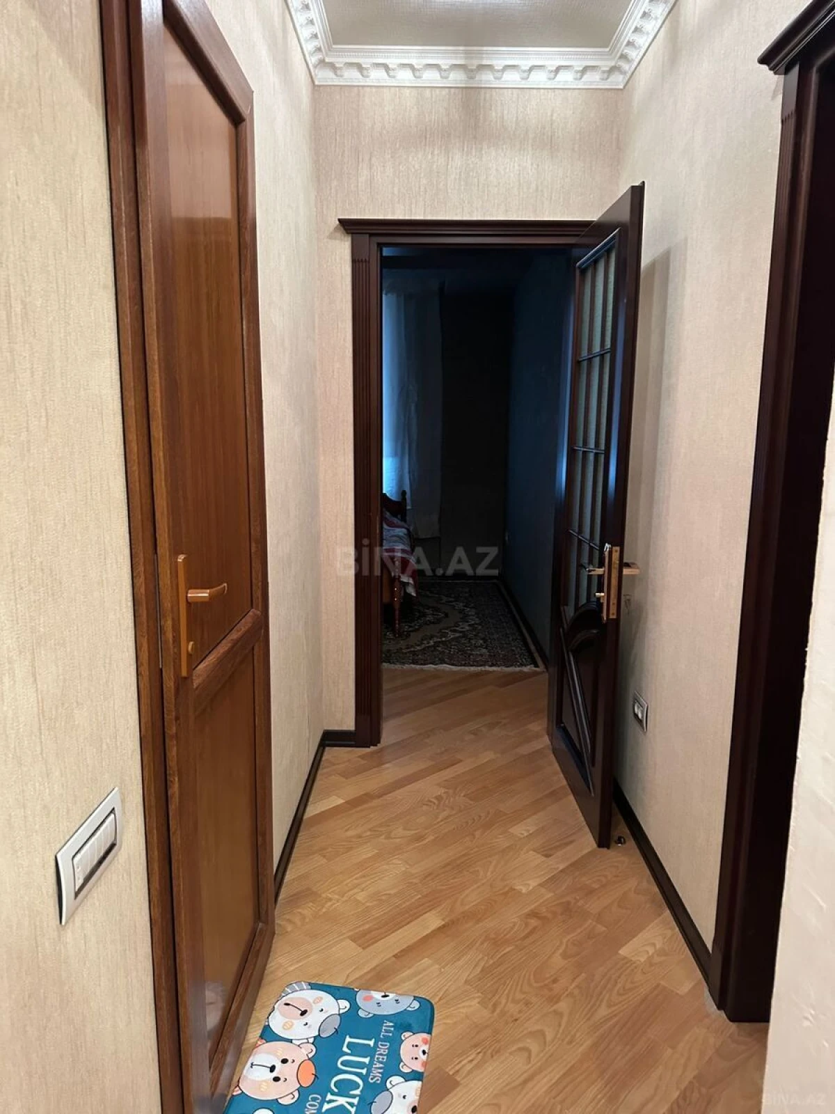Kirayə verilir 2 otaqlı mənzil 82 m²