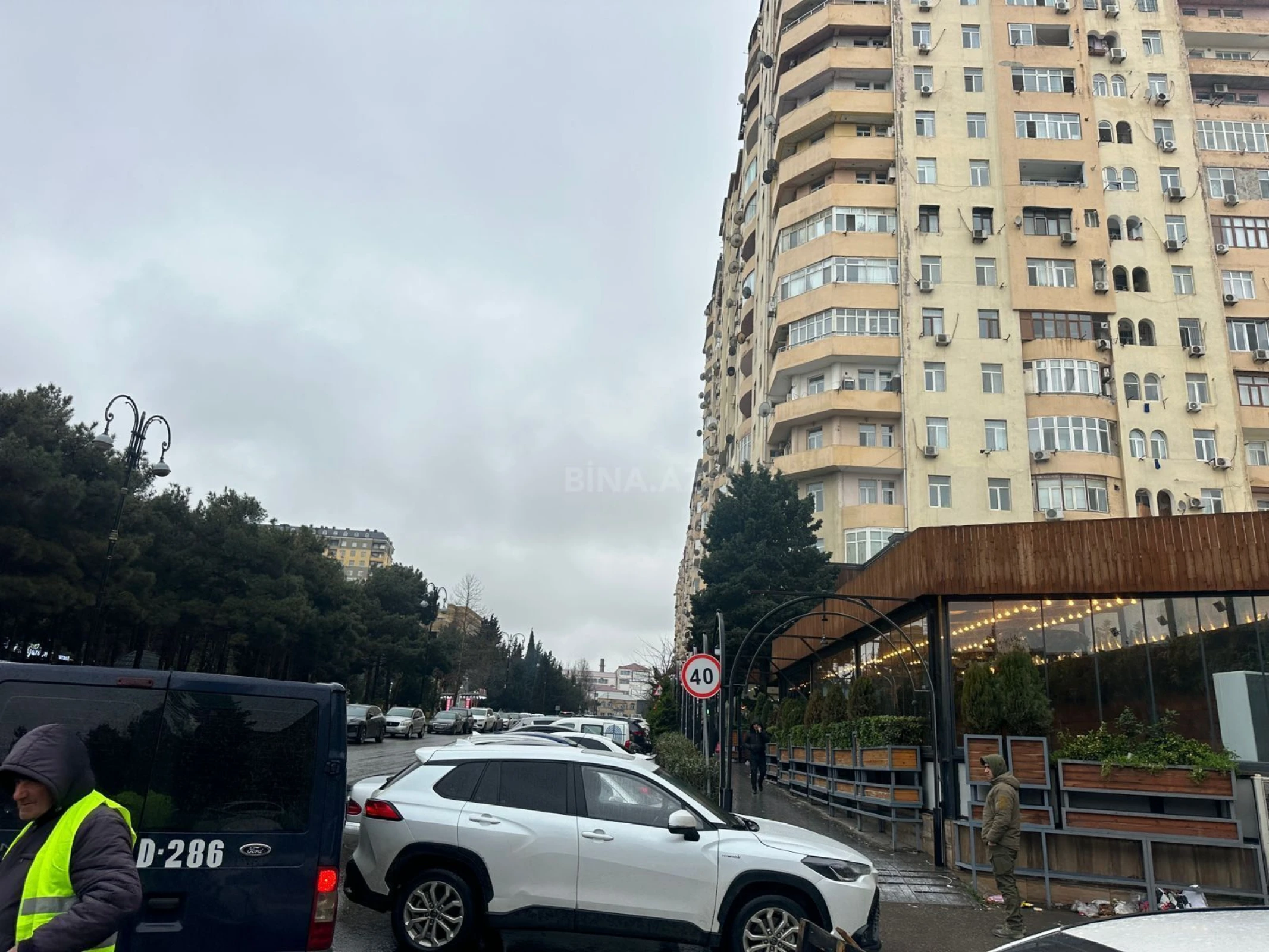 Kirayə verilir 2 otaqlı mənzil 82 m²