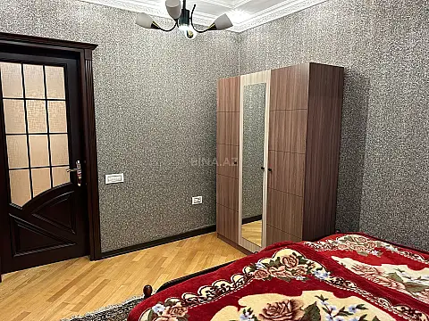 Kirayə verilir 2 otaqlı mənzil 82 m²