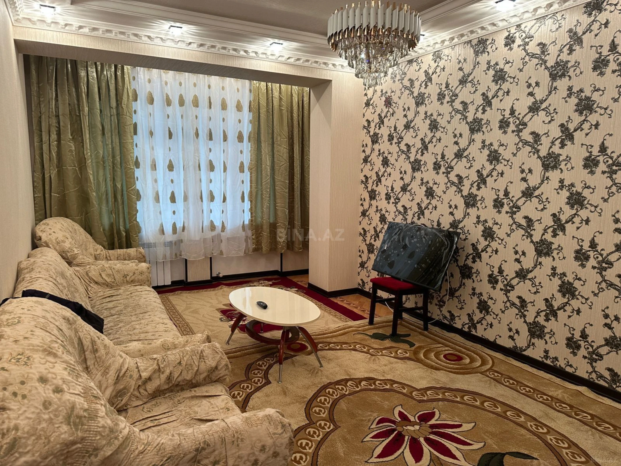 Kirayə verilir 2 otaqlı mənzil 82 m²