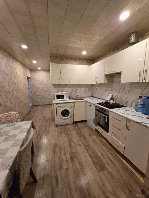 Satılır 2 otaqlı mənzil 65 m²