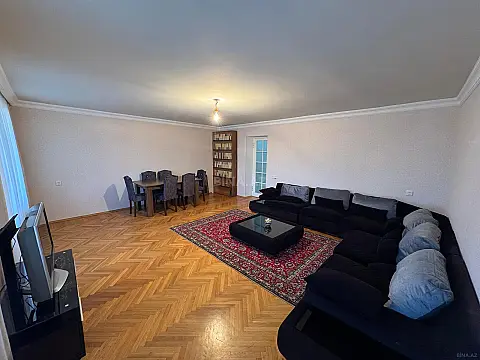 Kirayə verilir 3 otaqlı mənzil 90 m² — Bakı, Yasamal 3 otaq 90.00 m²