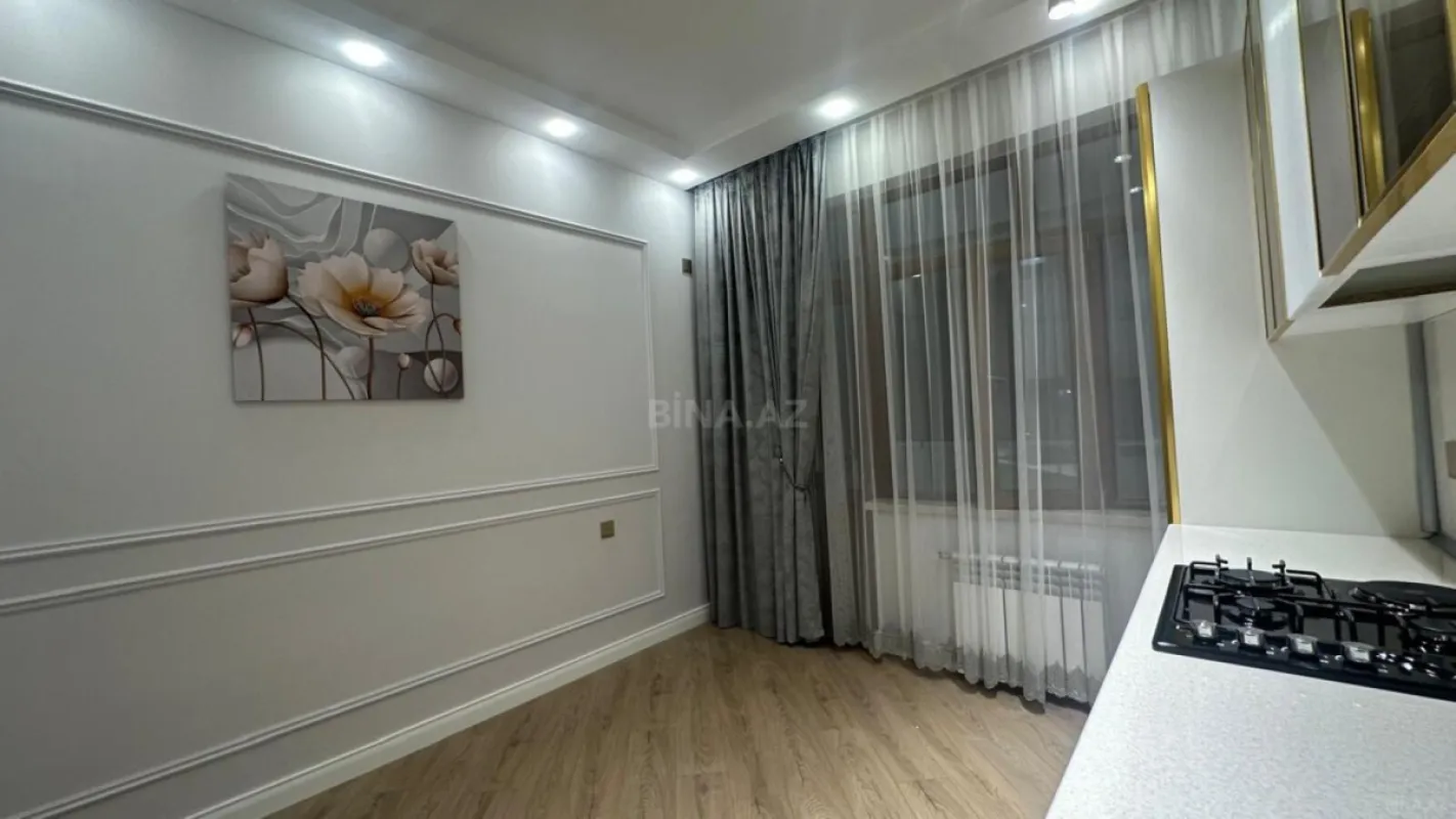 Satılır 2 otaqlı mənzil 85 m²