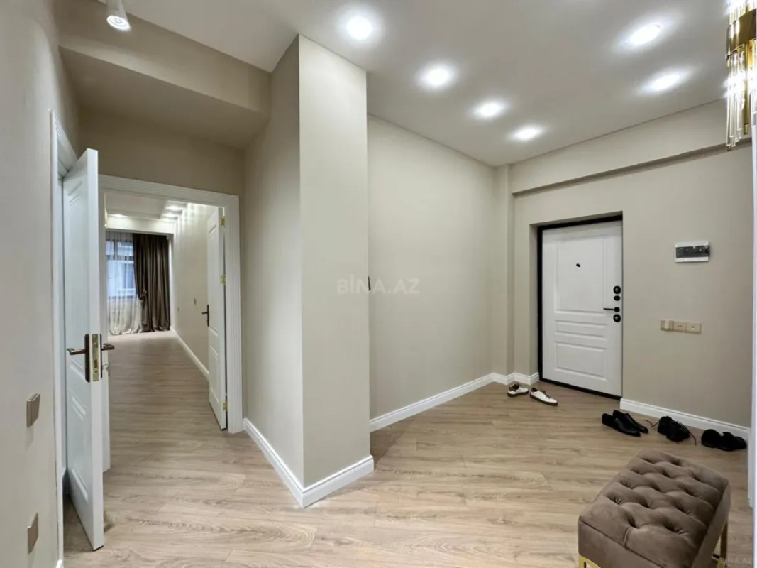 Satılır 2 otaqlı mənzil 85 m²